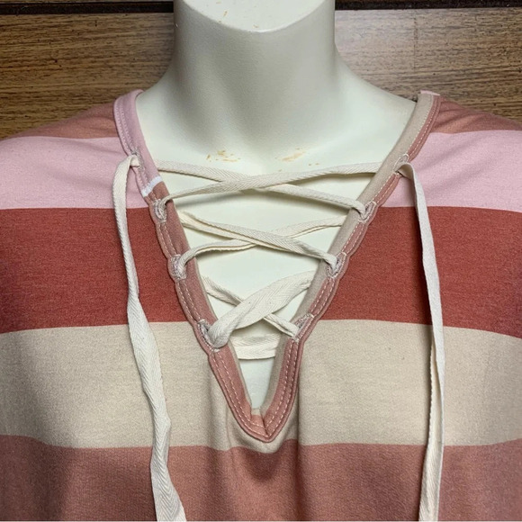 Fantastic Fawn pink/orange striped top size small but would fit up - Picture 6 of 8